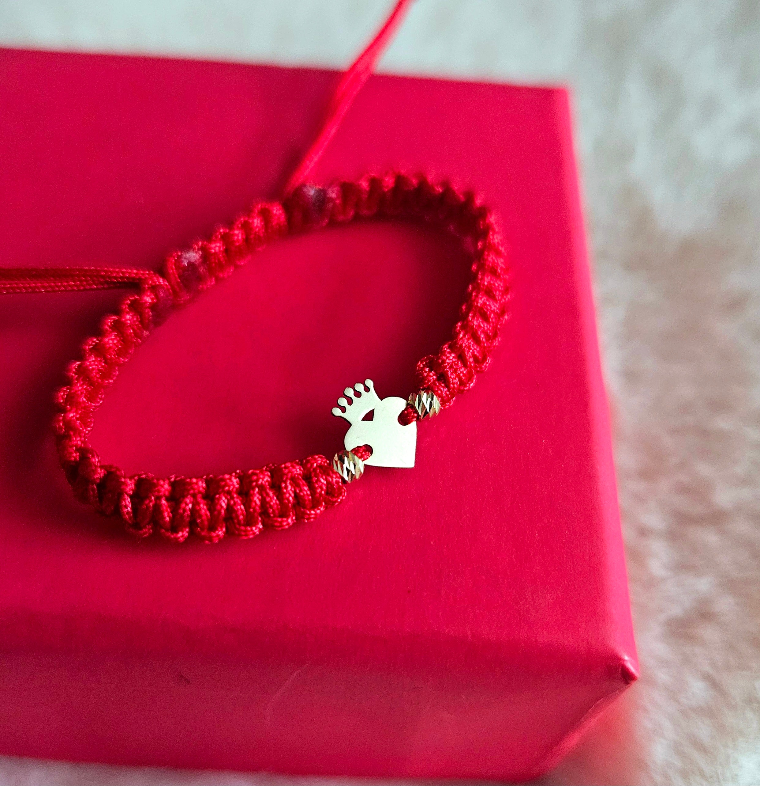 Bracciale Intrecciato Personalizzato Con Iniziale - Cuore Del Bambino In Oro 14K