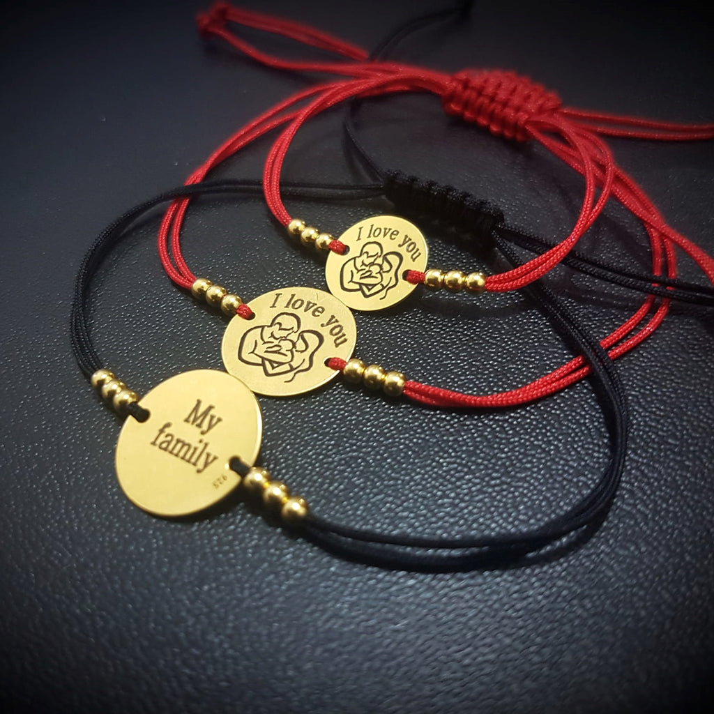 Set Bratari Personalizate - Familie Binecuvantata - Banuti Argint Placat Cu Aur 24K