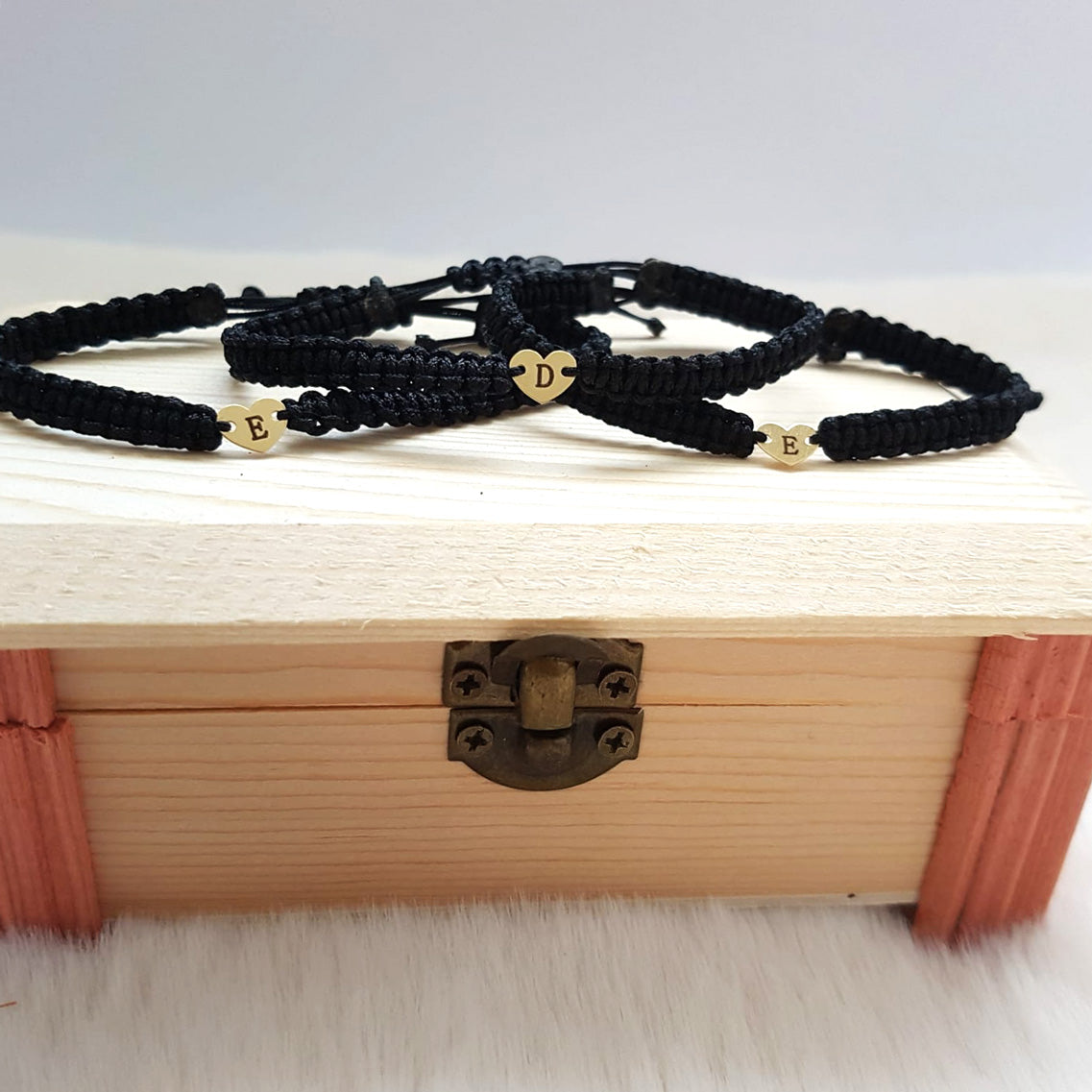 Bracciale Intrecciato Personalizzato Con Iniziale - Cuore Del Bambino In Oro 14K