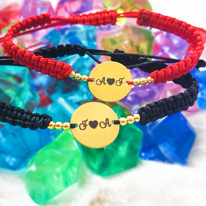 Set Bratari Impletite Personalizate Pentru Cuplu - Banut 16,50mm - "Ne-am iubit intentionat" - Pandantive Argint Placat Cu Aur 24K